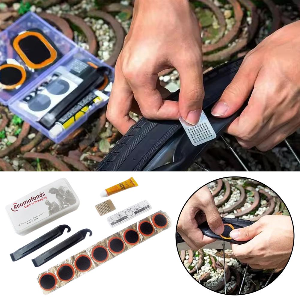 Bike Tube Repair Kit - ชุดซ่อมยางจักรยานน้ำหนักเบา - กล่องแผ่นปะยางสำหรับซ่อมยางในอย่างรวดเร็วและง่ายดาย เครื่องมือซ่อมจักรยานอเนกประสงค์ รุ่น J1Z4