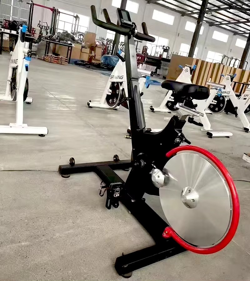 จักรยานออกกำลังกายแบบแม่เหล็ก  - Cycling Gear Indoor บทวิจารณ์และราคา
