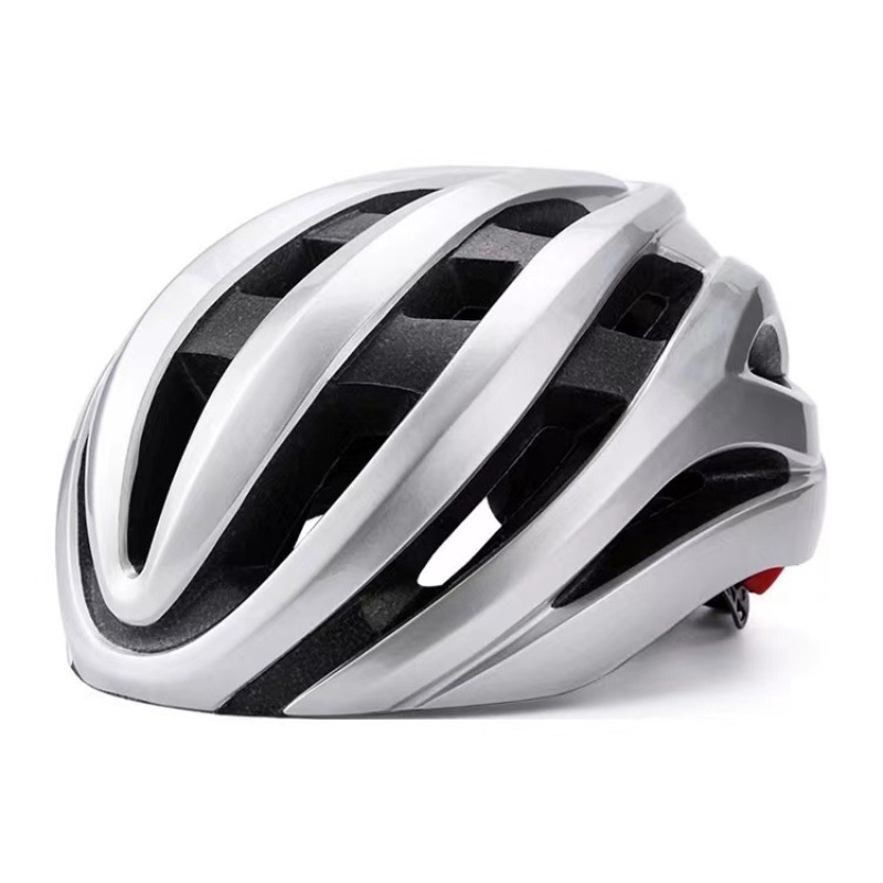 หมวกกันน็อคจักรยานน้ำหนักเบาแบ - Cycling Gear Of The Year บทวิจารณ์และราคา